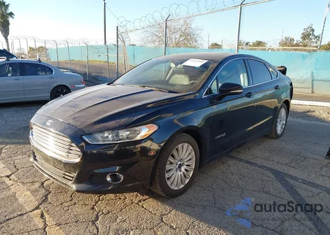 2015 Ford Fusion Hybrid Se из США, поврежденный, VIN 3FA6P0LU1FR160973